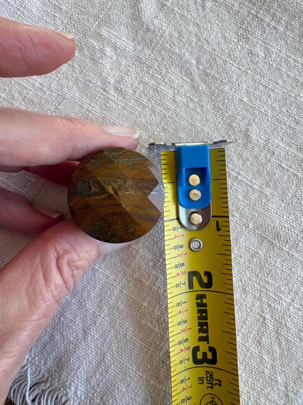 Polished Brown Resin Dome Ring - Picture 6 of 8